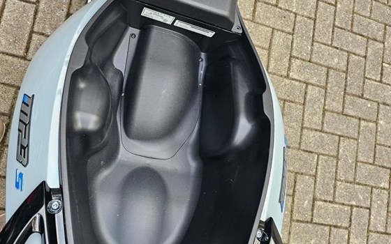 Neufahrzeug Piaggio MP3 310 - Bild 17
