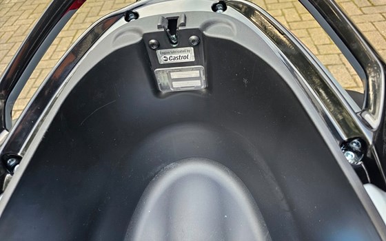 Neufahrzeug Piaggio MP3 310 - Bild 18