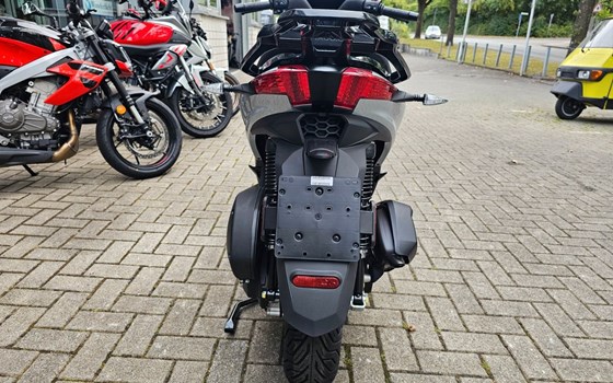 Neufahrzeug Piaggio MP3 310 - Bild 9