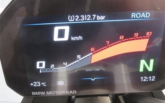 Gebrauchtmotorrad BMW F 900 R - Bild 10 Gebrauchtmotorrad BMW F 900 R - Bild 10