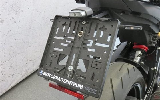 Gebrauchtmotorrad BMW F 900 R - Bild 8 Gebrauchtmotorrad BMW F 900 R - Bild 8