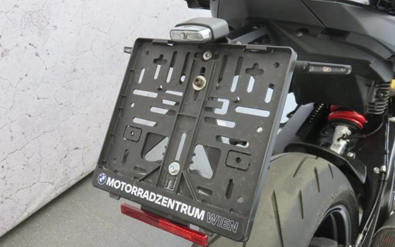 Gebrauchtmotorrad BMW F 900 R - Bild 8