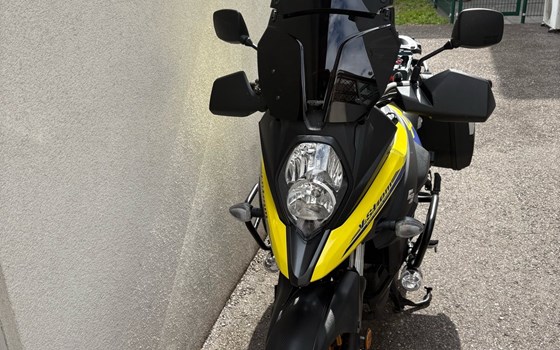 Gebrauchtmotorrad Suzuki V-Strom 650 XT - Bild 2 Gebrauchtmotorrad Suzuki V-Strom 650 XT - Bild 2