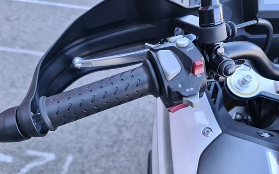 Gebrauchtmotorrad Voge Valico 525i DSX - Bild 8 Gebrauchtmotorrad Voge Valico 525i DSX - Bild 8