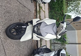 Gebrauchte Suzuki Avenis 125 Gebrauchte Suzuki Avenis 125