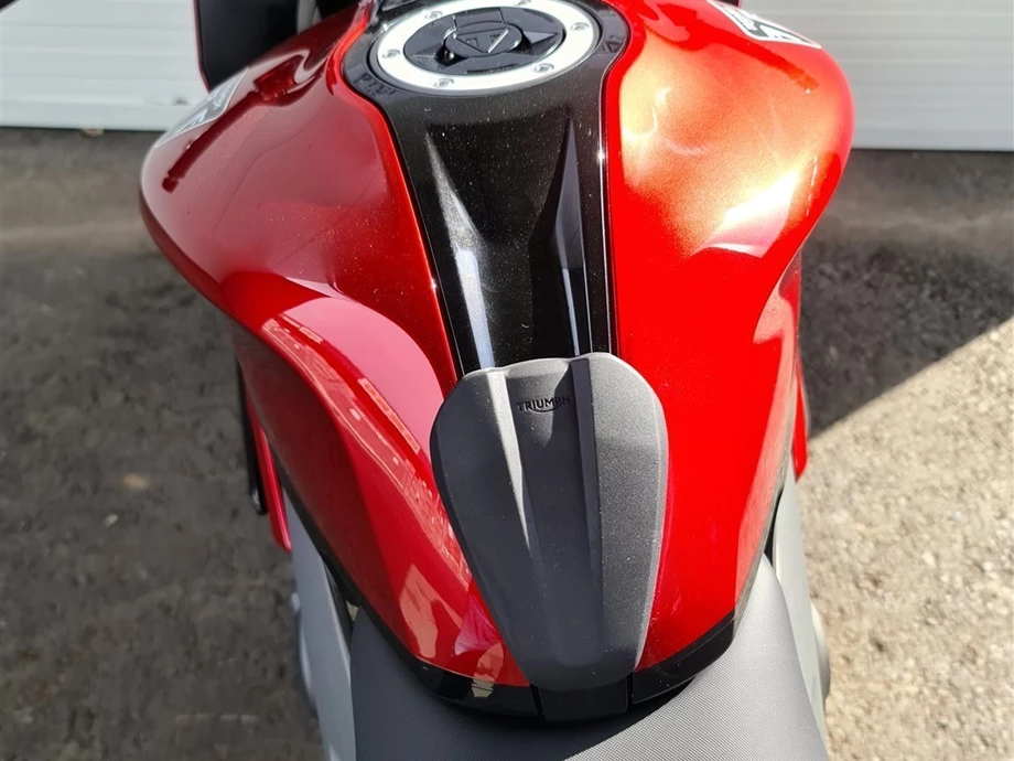 Angebot Triumph Daytona 660 Bild 10: Angebot Triumph Daytona 660