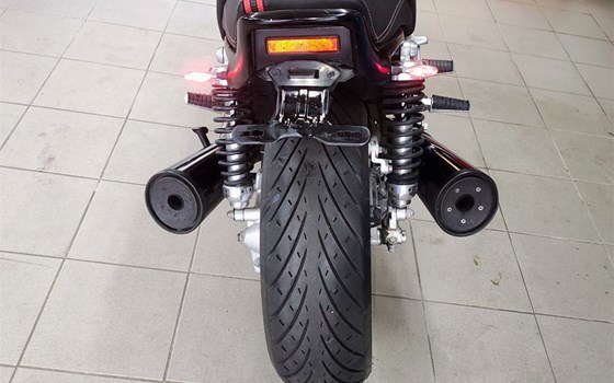 Gebrauchtmotorrad Yamaha V-MAX - Bild 4 Gebrauchtmotorrad Yamaha V-MAX - Bild 4