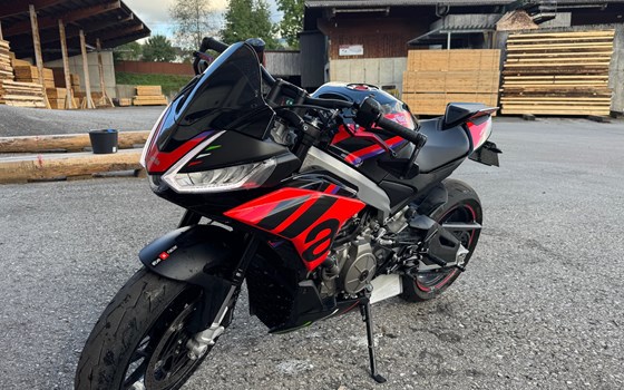 Gebrauchtmotorrad Aprilia Tuono 660 Factory - Bild 8