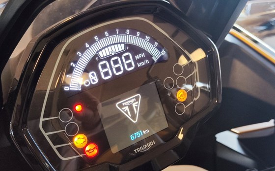 Gebrauchtmotorrad Triumph Tiger Sport 800 - Bild 7