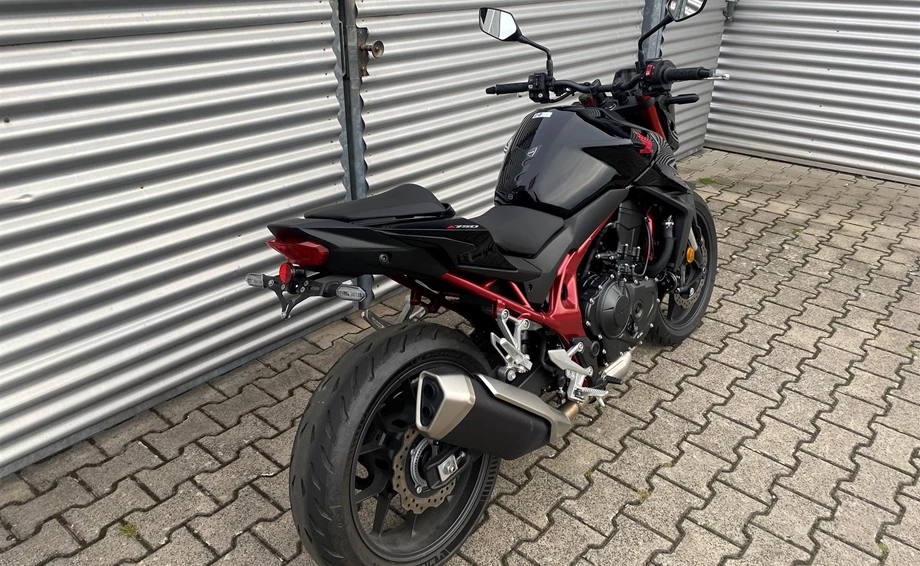 Angebot Honda CB750 Hornet Bild 3: Angebot Honda CB750 Hornet
