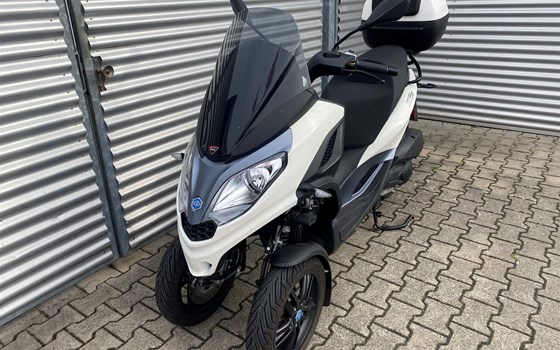 Gebrauchtmotorrad Piaggio MP3 300 HPE - Bild 3