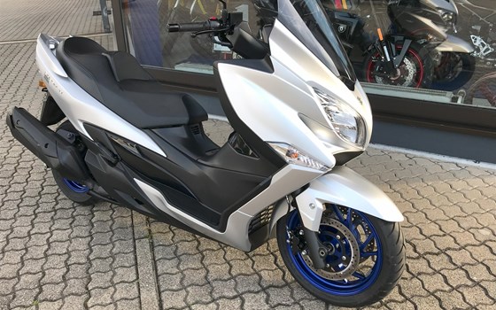 Gebrauchtmotorrad Suzuki Burgman 400 - Bild 30