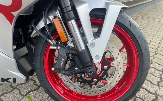 Neufahrzeug Suzuki GSX-8R - Bild 8