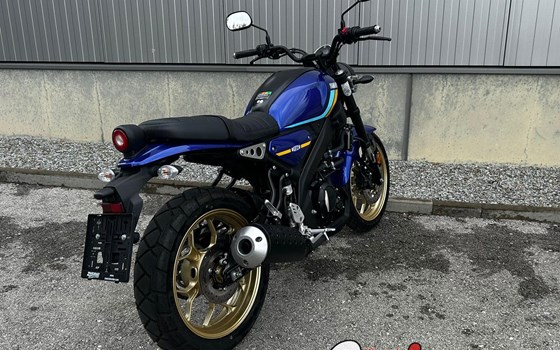 Gebrauchtmotorrad Yamaha XSR125 - Bild 4 Gebrauchtmotorrad Yamaha XSR125 - Bild 4