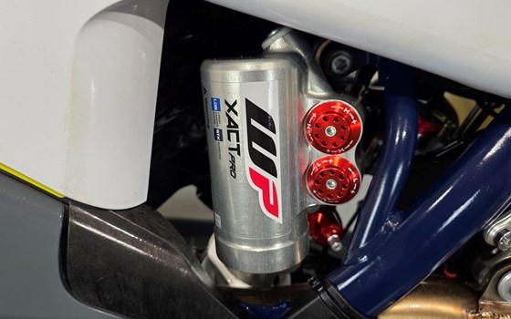 Gebrauchtmotorrad Husqvarna FE 350 - Bild 2