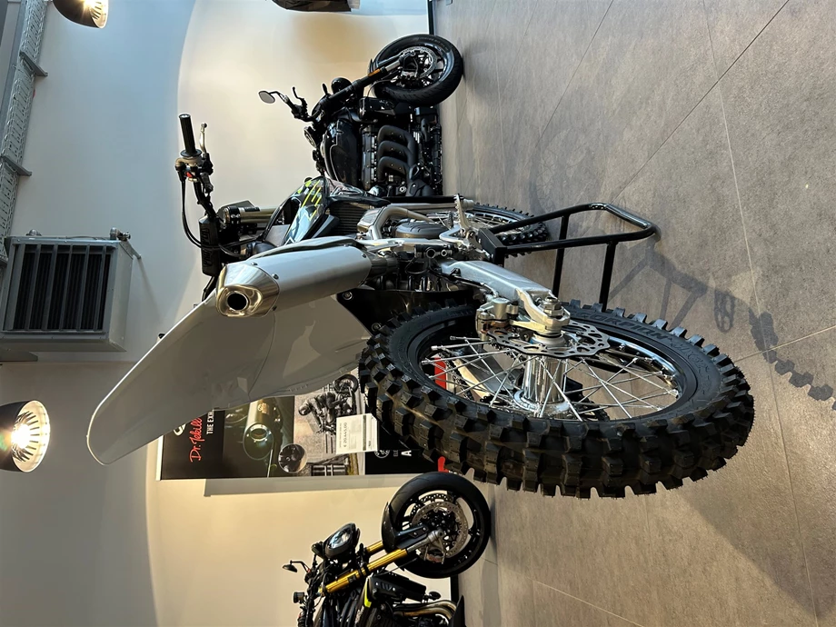 Angebot Triumph TF 250-X Bild 3: Angebot Triumph TF 250-X
