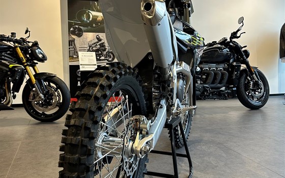 Neufahrzeug Triumph TF 250-X - Bild 3