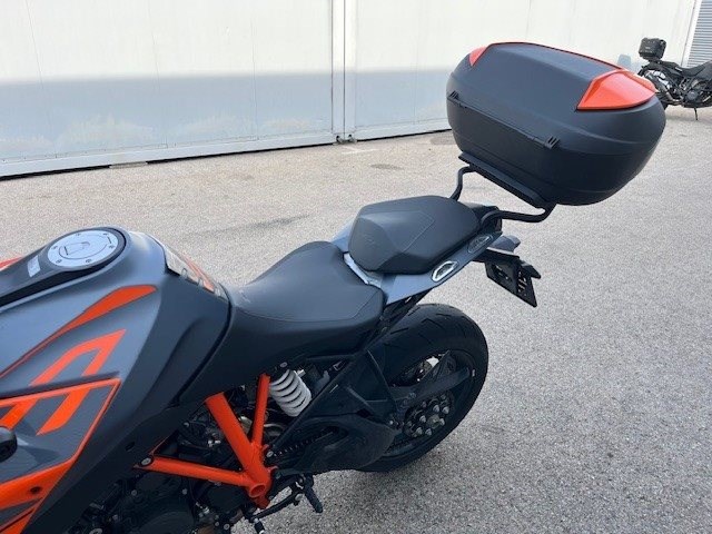 KTM 1290 Super Duke GT (weiß) - Bild 10