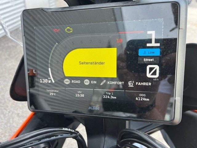 KTM 1290 Super Duke GT (weiß) - Bild 11