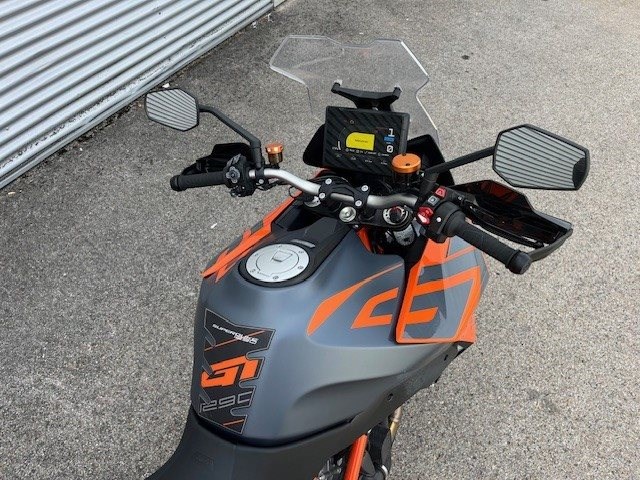 KTM 1290 Super Duke GT (weiß) - Bild 5