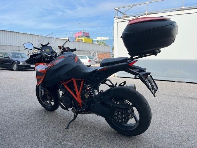 KTM 1290 Super Duke GT (weiß) - Bild 8