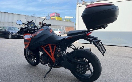 Gebrauchtmotorrad KTM 1290 Super Duke GT - Bild 8 Gebrauchtmotorrad KTM 1290 Super Duke GT - Bild 8