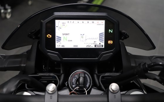 Gebrauchtmotorrad Kawasaki Z7 Hybrid - Bild 3