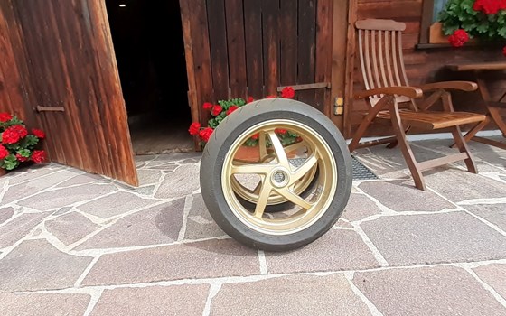 Gebrauchtmotorrad Ducati 998 R - Bild 1 Gebrauchtmotorrad Ducati 998 R - Bild 1