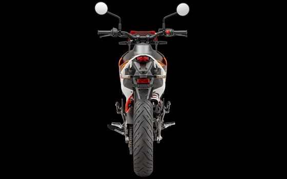 Neufahrzeug KTM 125 SMC R - Bild 7