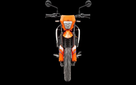 Neufahrzeug KTM 390 SMC R - Bild 6
