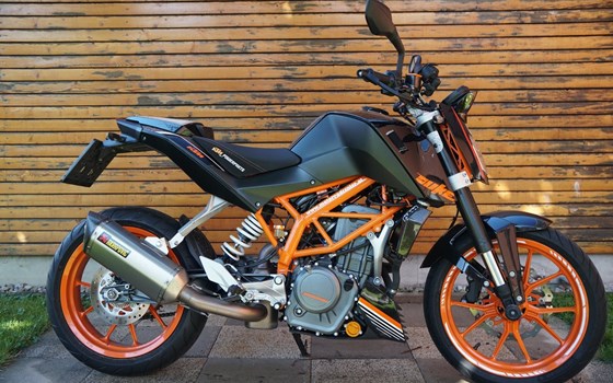 Gebrauchtmotorrad KTM 390 Duke - Bild 1 Gebrauchtmotorrad KTM 390 Duke - Bild 1