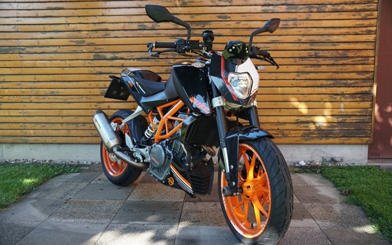 Gebrauchtmotorrad KTM 390 Duke - Bild 2 Gebrauchtmotorrad KTM 390 Duke - Bild 2