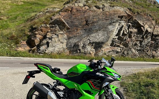 Gebrauchtmotorrad Kawasaki Ninja 400 - Bild 1