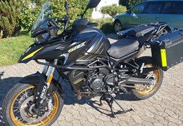 Neumotorrad QJ Motor SRT 900 SX