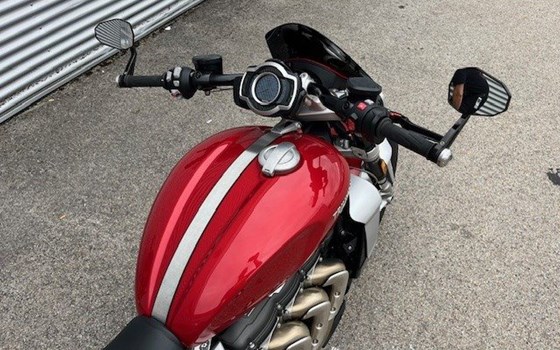 Gebrauchtmotorrad Triumph Rocket 3 R - Bild 5 Gebrauchtmotorrad Triumph Rocket 3 R - Bild 5