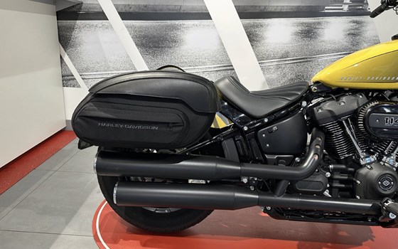 Motorrad Occasion Harley-Davidson Softail Street Bob 114 FXBBS - Bild 10