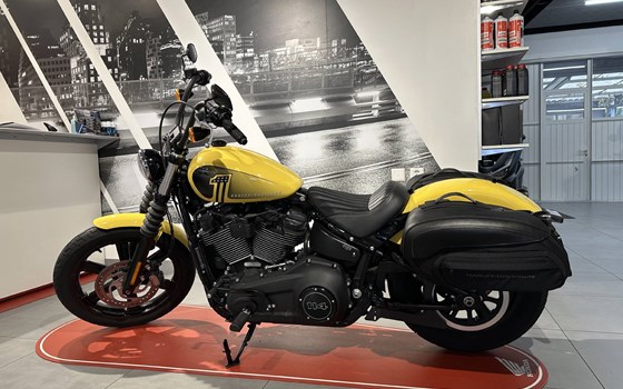 Motorrad Occasion Harley-Davidson Softail Street Bob 114 FXBBS - Bild 12