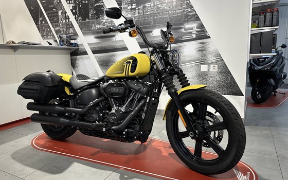 Motorrad Occasion Harley-Davidson Softail Street Bob 114 FXBBS - Bild 9