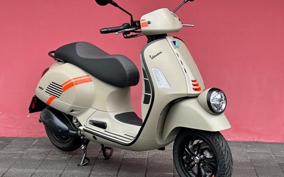 Neufahrzeug Vespa GTV 300 - Bild 11