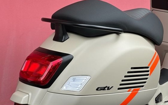 Neufahrzeug Vespa GTV 300 - Bild 14