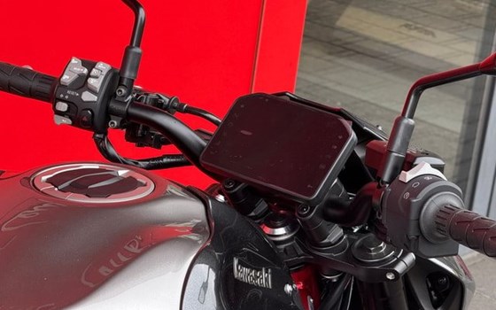 Motorrad Occasion Kawasaki Z900 - Bild 5