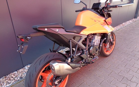 Gebrauchtmotorrad KTM 990 Super Duke - Bild 2