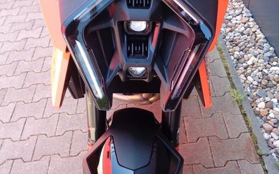 Gebrauchtmotorrad KTM 990 Super Duke - Bild 4
