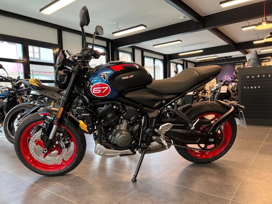 Angebot Triumph Trident 660 Triple Tribute Bild 2: Angebot Triumph Trident 660 Triple Tribute