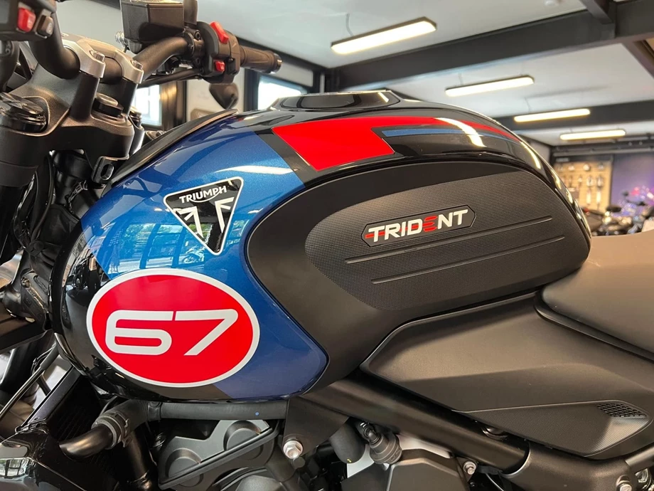 Angebot Triumph Trident 660 Triple Tribute Bild 6: Angebot Triumph Trident 660 Triple Tribute