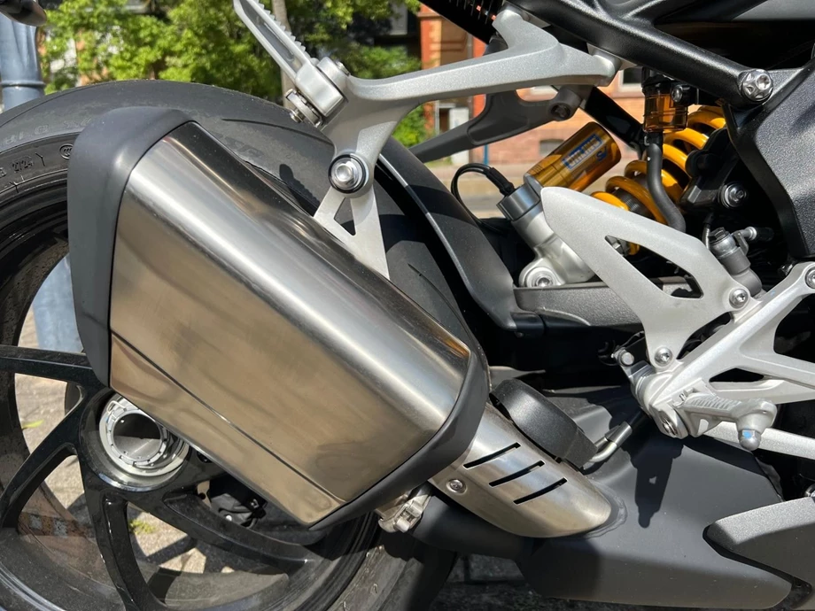 Angebot Triumph Speed Triple 1200 RS Bild 7: Angebot Triumph Speed Triple 1200 RS