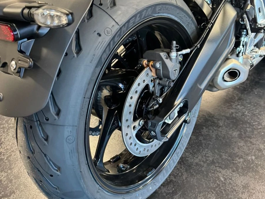 Angebot Triumph Trident 660 Bild 5: Angebot Triumph Trident 660