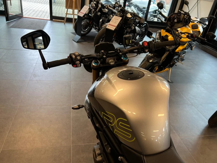 Angebot Triumph Speed Triple 1200 RS Bild 6: Angebot Triumph Speed Triple 1200 RS