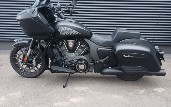 Gebrauchtmotorrad Indian Challenger Dark Horse - Bild 1