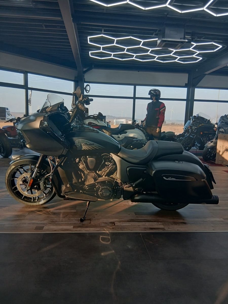 Indian Challenger Dark Horse